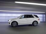 Mercedes-Benz ML63 AMG 2011 года